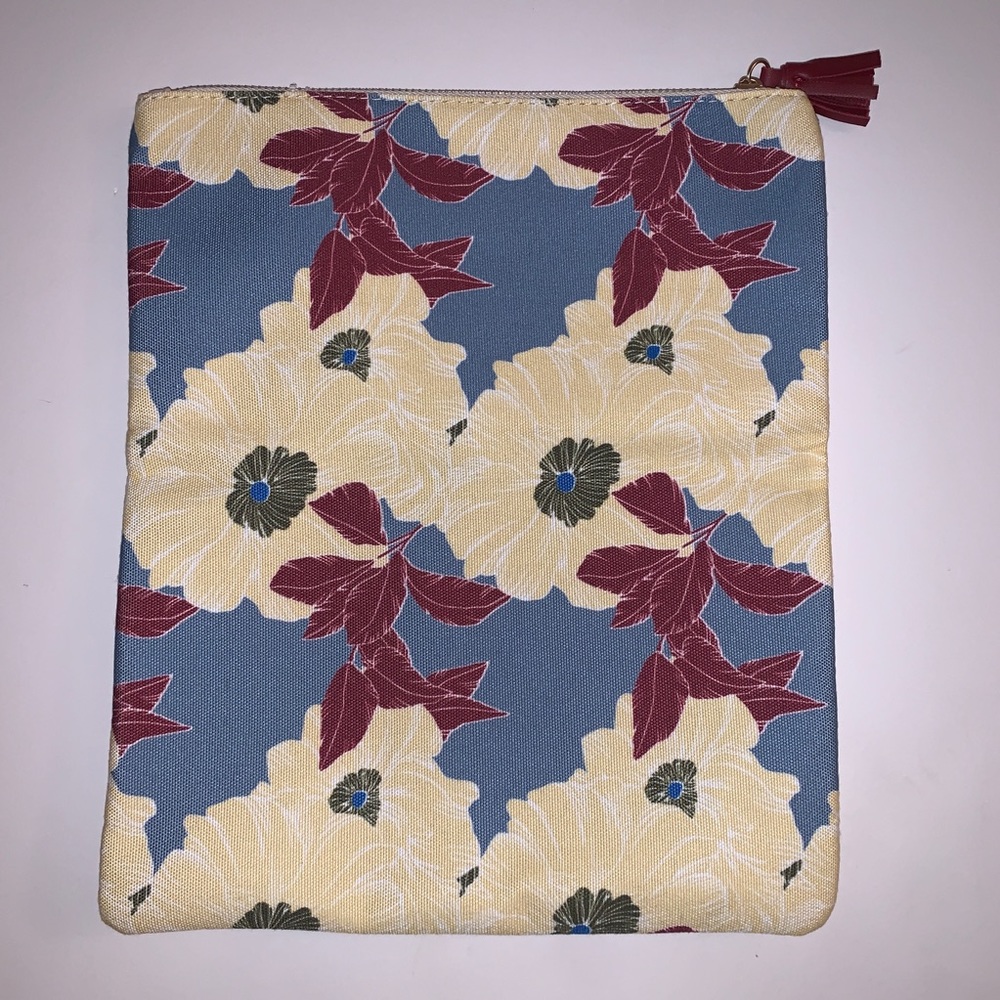 Rachel Pally BLOOM Large Reversible Zippered Floral Clutch EUC